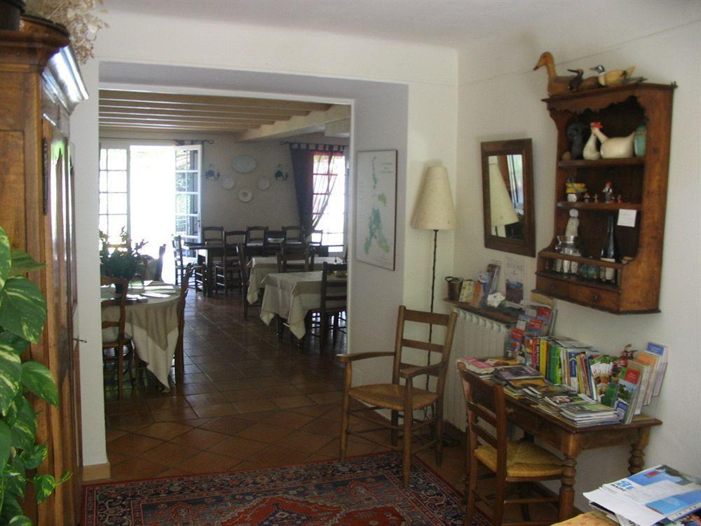 Les Jardins De La Livree 3*