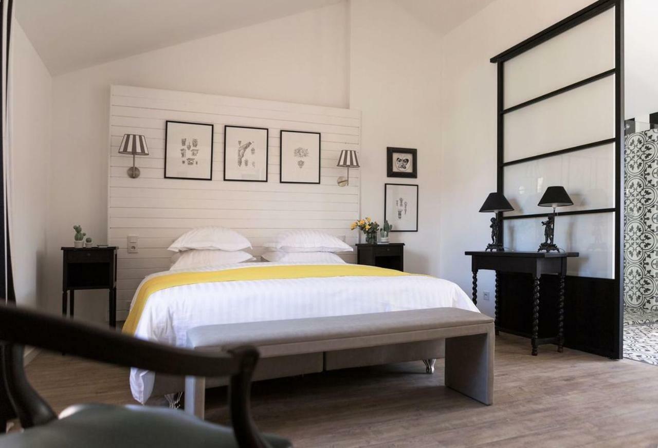 Bed & Breakfast Les Jardins De La Livree